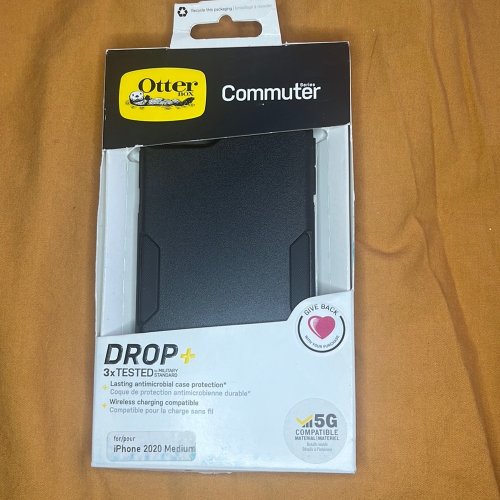 OtterBox Black case for iPhone 12 / pro NIB NWT